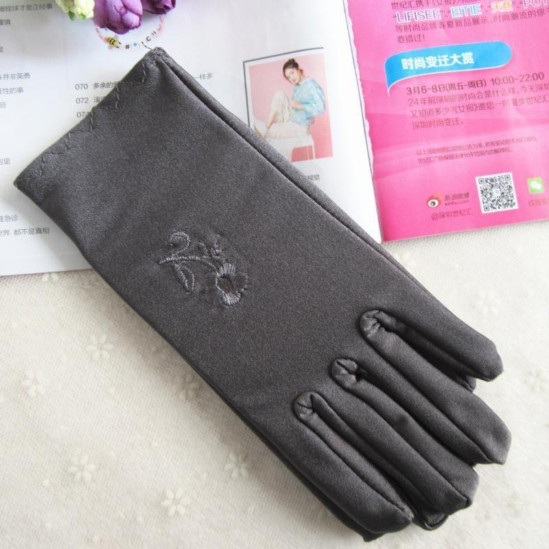 ezy2find 0 Grey Etiquette embroidered high stretch thin gloves