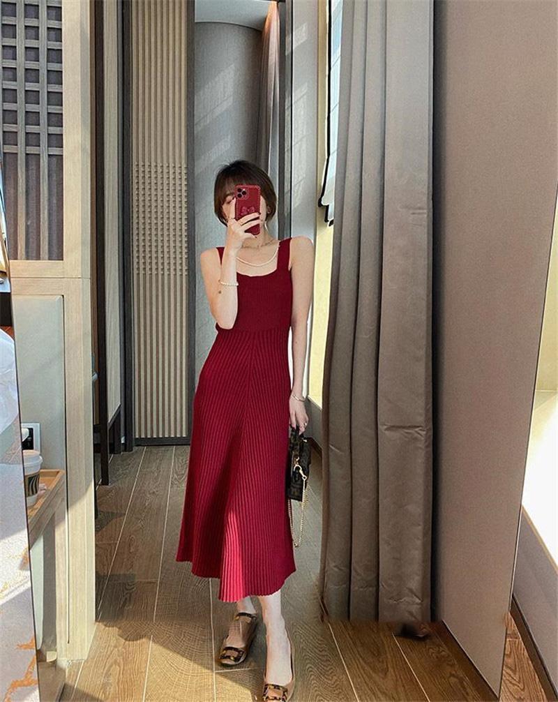 ezy2find dress Red / S Strap Dress With Square Collar and Bottoming