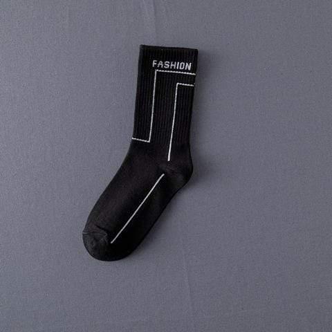 ezy2find men's sock 4Black Socks Men'S Stockings Street Men'S Trendy Socks Simple Black And White Tube Socks Sports Socks