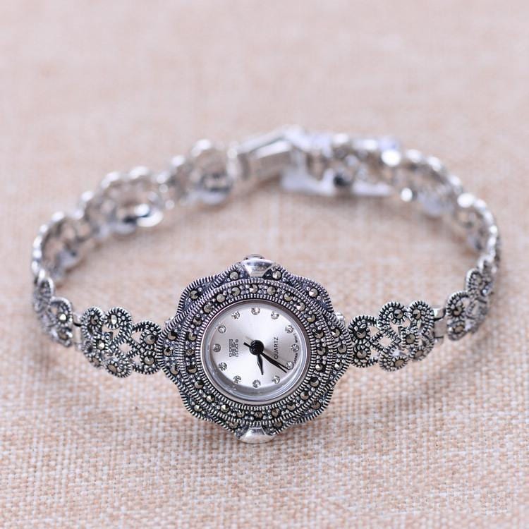ezy2find Silver Vintage Watch Silver Women's Thai Silver Watch