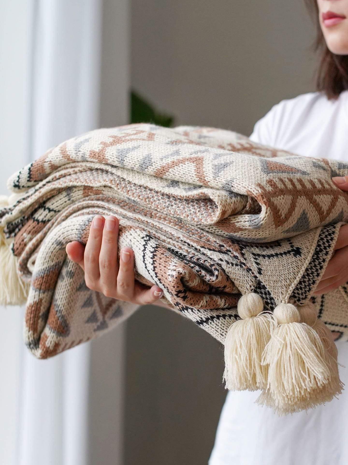 ezy2find Women's hand made shawl Acrylic Knitted Bohemian Shawl Blanket