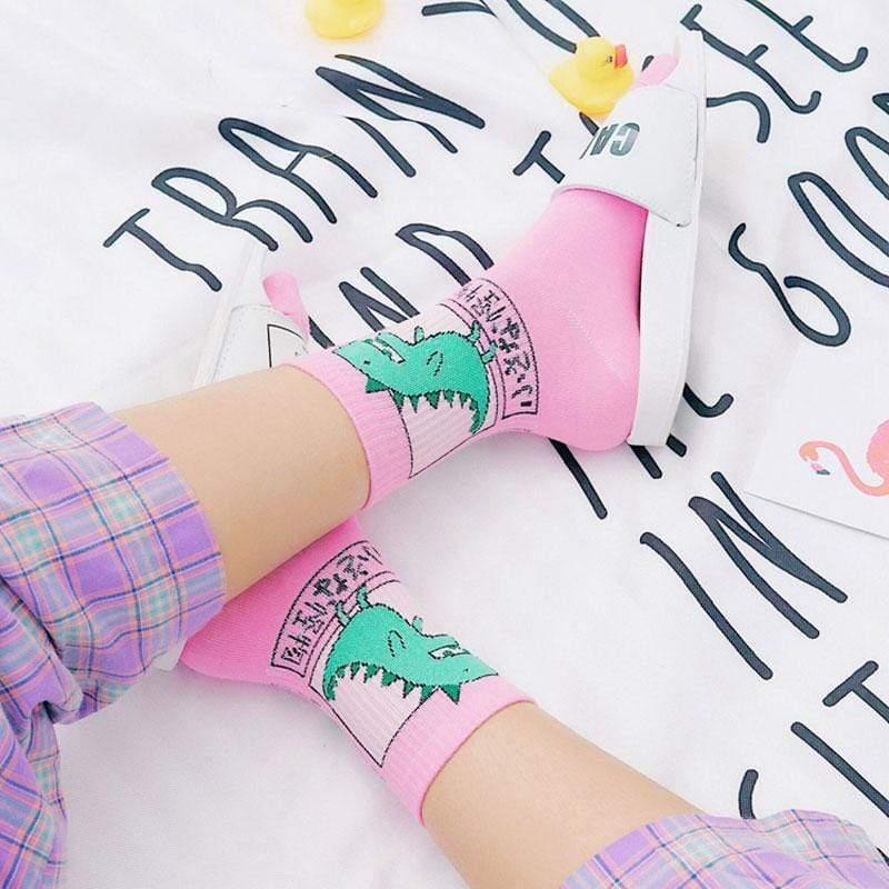 ezy2find women's socks Dark pink Women's Girl's Tidal socks, cotton tube socks, small monsters, japanese pattern, breathable skateboard socks